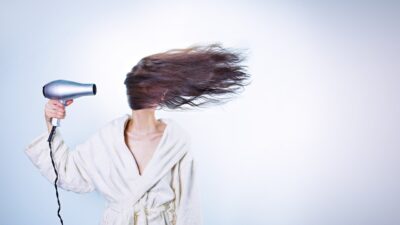 Cara Memanjangkan Rambut Secara Cepat dan Alami