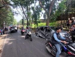 Kronologi Kecelakaan Maut Truk Bermuatan Paving Block di Jalan Kolonel Masturi Cimahi